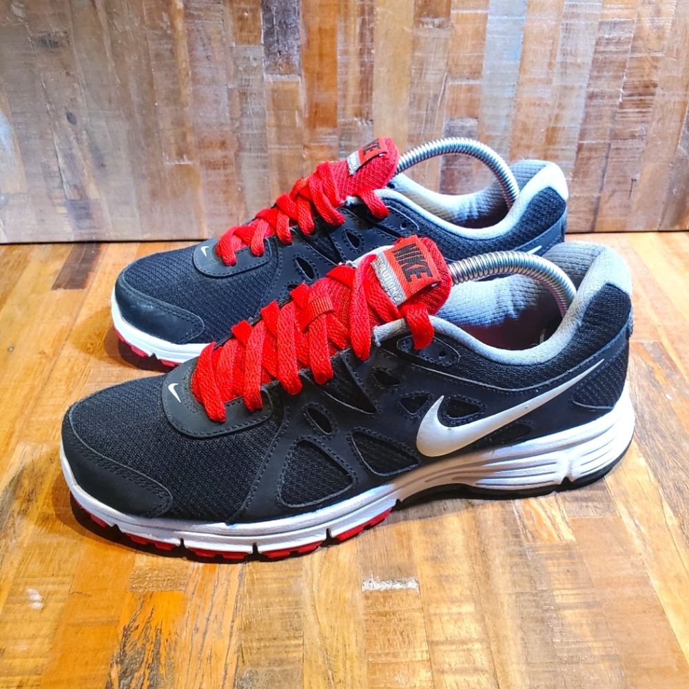 Nike Women's Revolution 2 Running Sneakers
